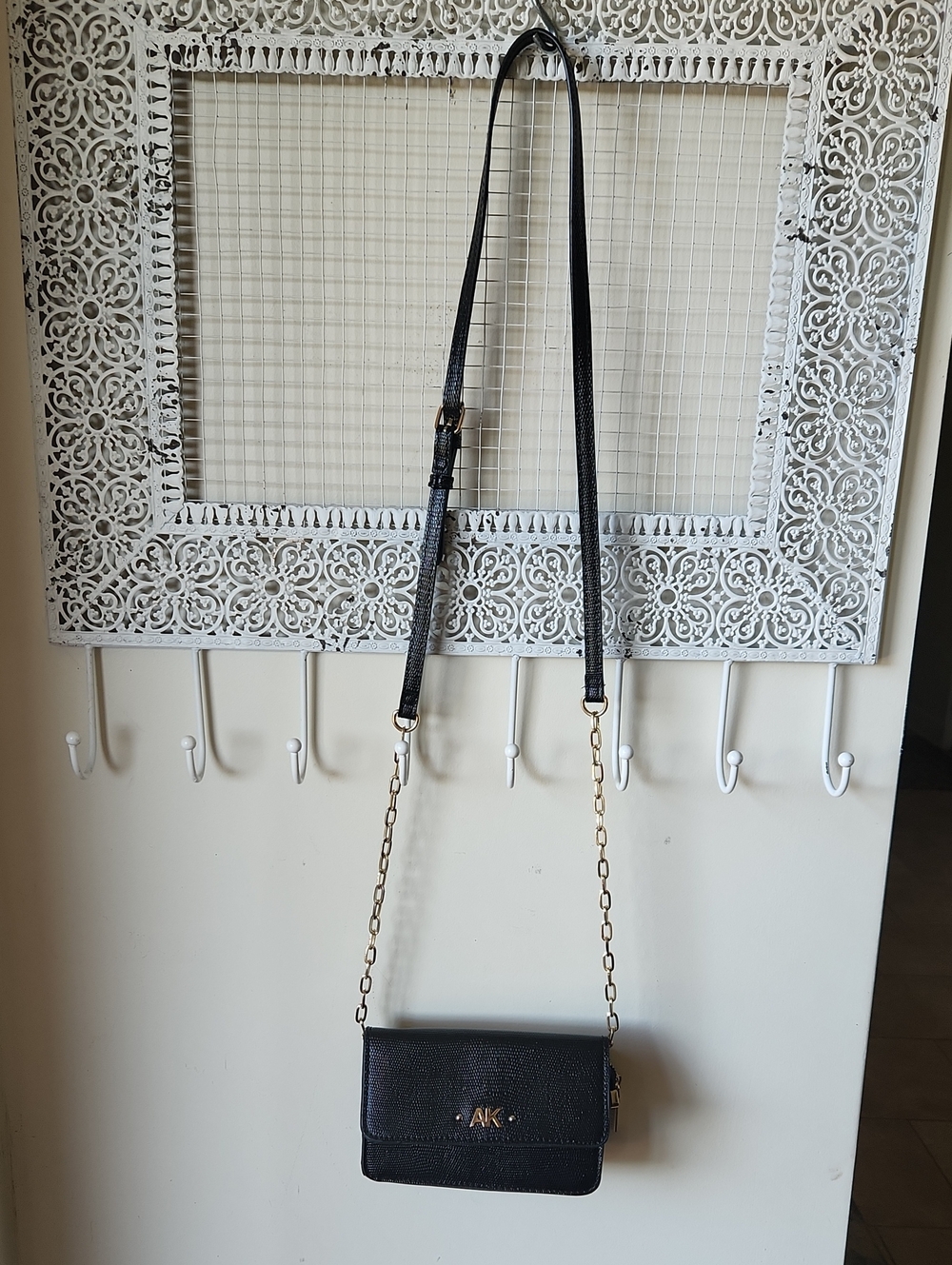 Anne Klein Faux Snakeskin Black Gold Small Chain Crossbody Bag - Picture 9 of 13
